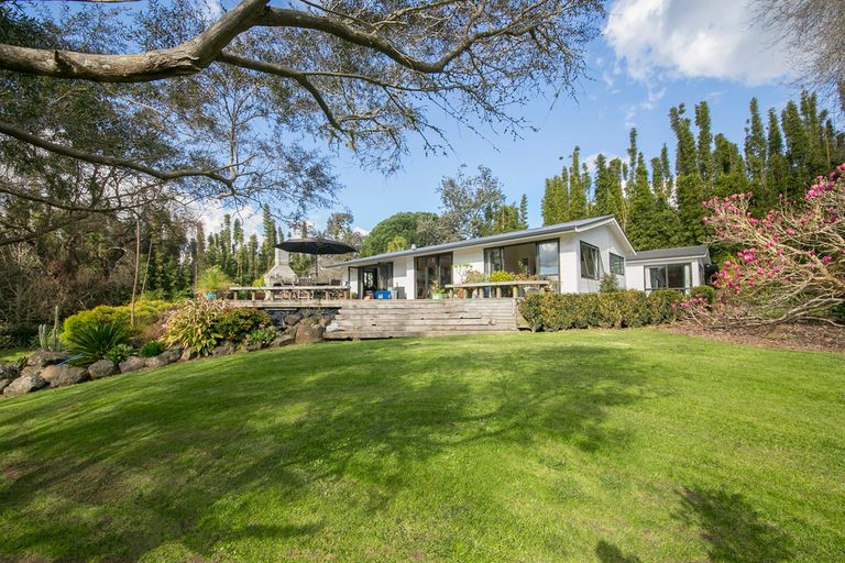 Photo of property in 211 Foster Road, Waimauku, Kumeu, 0891