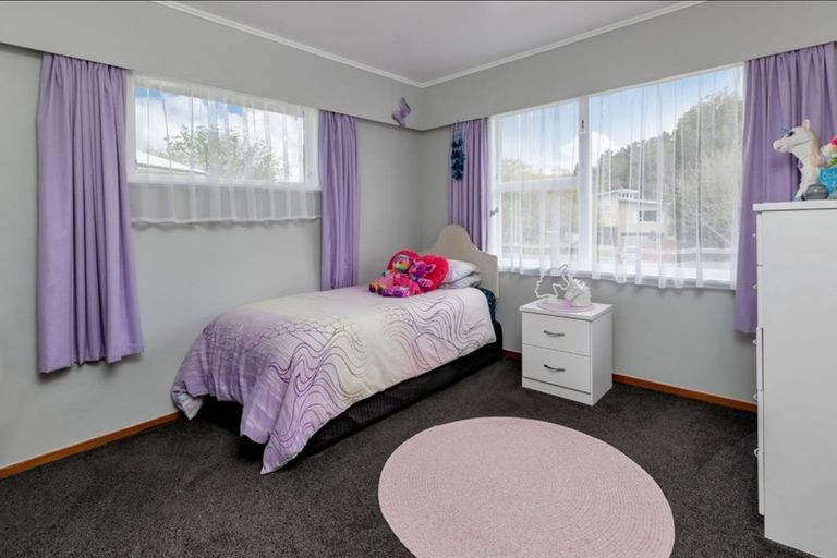 Photo of property in 18 Parkland Crescent, Te Kamo, Whangarei, 0112