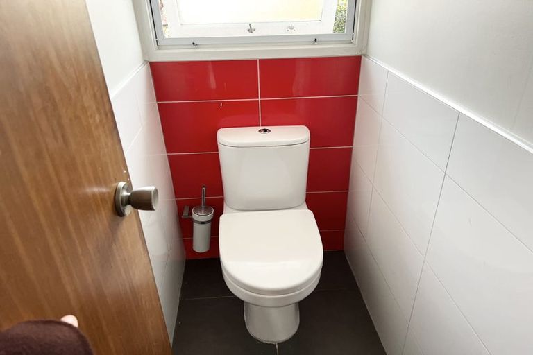 Photo of property in 348 Bucklands Beach Road, Bucklands Beach, Auckland, 2012