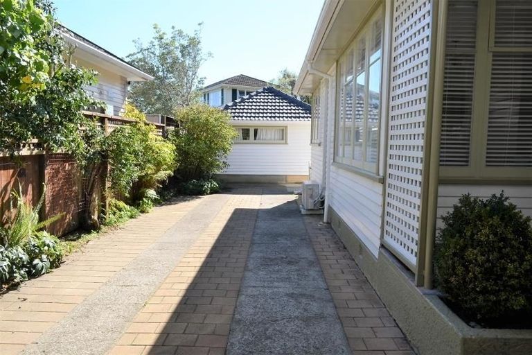 Photo of property in 153 Riverside Drive, Waiwhetu, Lower Hutt, 5010