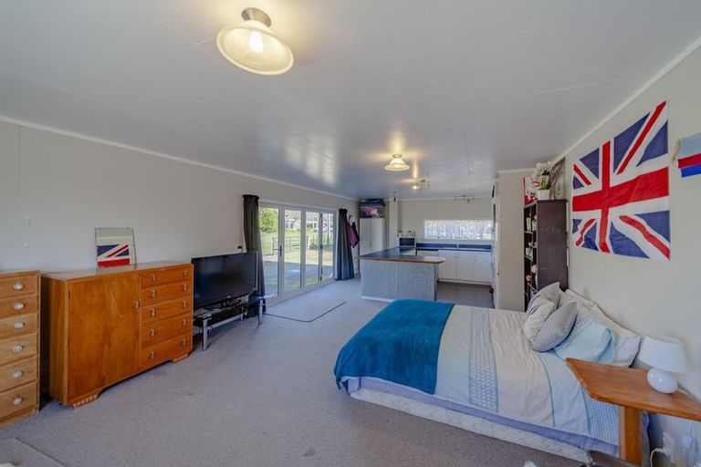 Photo of property in 36 Owen Street, Tikokino, Waipawa, 4273