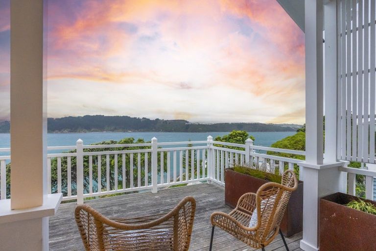 Photo of property in 48 Maida Vale Road, Roseneath, Wellington, 6011