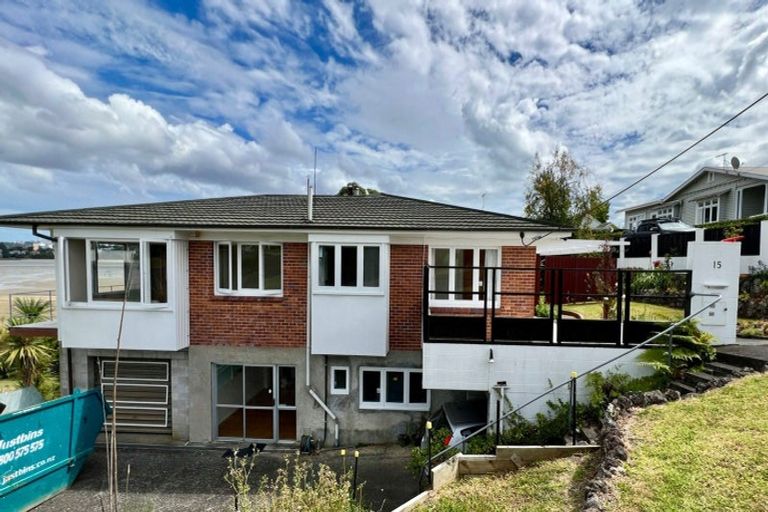 Photo of property in 1/15 Birkley Road, Bayswater, Auckland, 0622