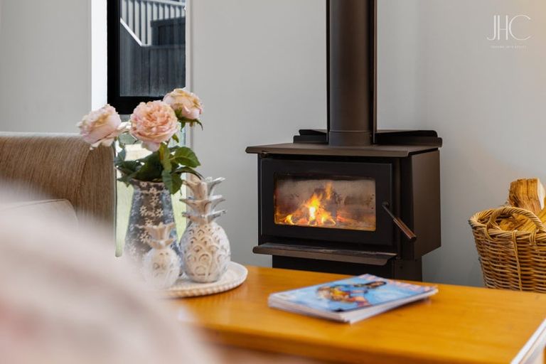 Photo of property in 6 Searle Drive, Cromwell, 9310