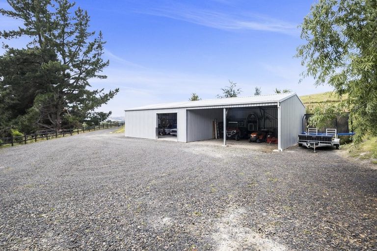 Photo of property in 37 Tara Hills Drive, North Taieri, Mosgiel, 9092