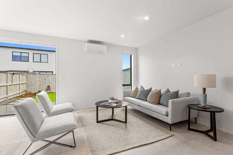 Photo of property in 105 Nganui Avenue, Takanini, Auckland, 2112