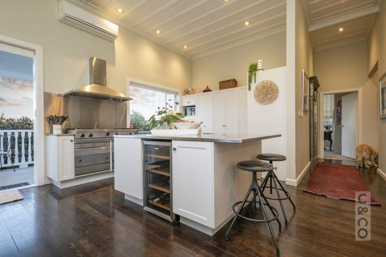 Photo of property in 25 George Street, Riverhead, 0820