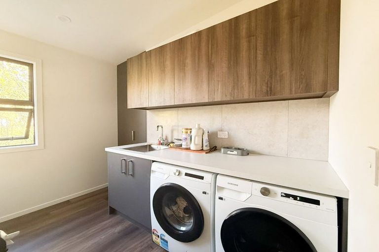 Photo of property in 7 Parawera Drive, Acacia Bay, Taupo, 3330