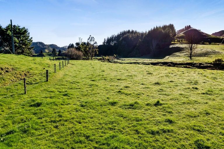 Photo of property in 2625 Ohura Road, Strathmore, Stratford, 4392