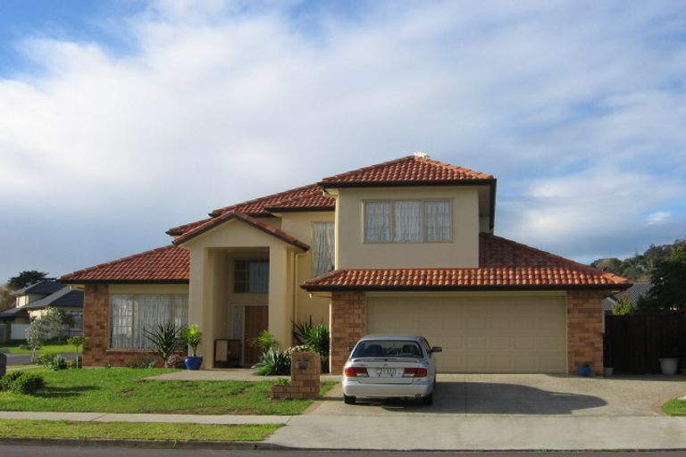 Photo of property in 86 Middlefield Drive, Flat Bush, Auckland, 2016