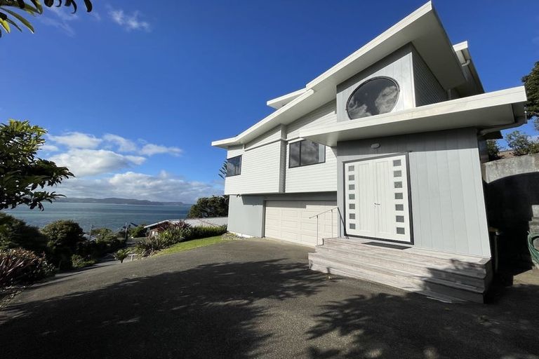 Photo of property in 48a Duncansby Road, Stanmore Bay, Whangaparaoa, 0932