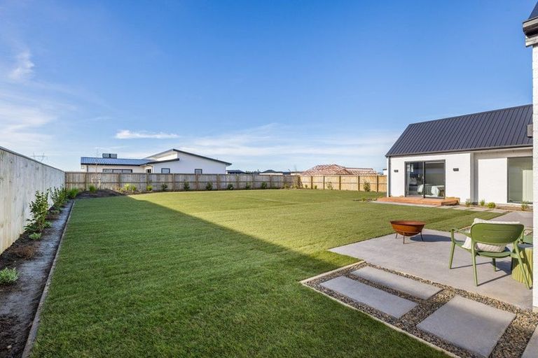 Photo of property in 51 Kingsdowne Drive, West Melton, 7618