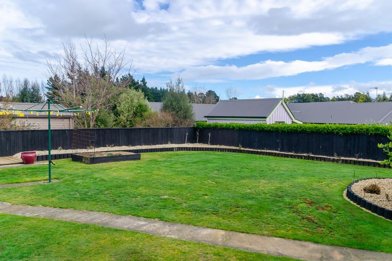 Photo of property in 5 Rexwood Estate, Carterton, 5713