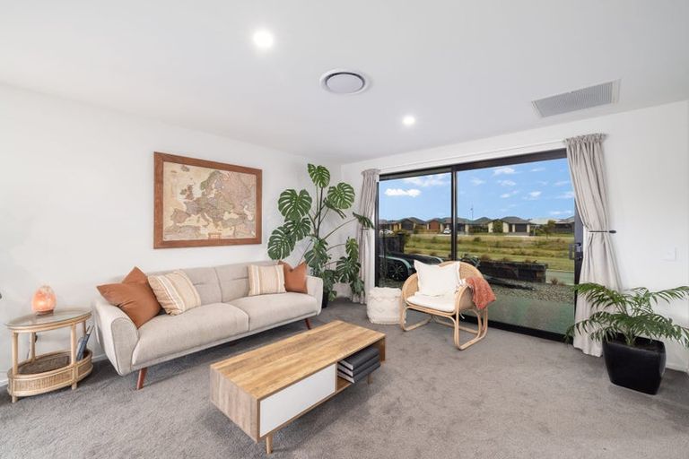 Photo of property in 23 Jove Drive, Pegasus, 7612