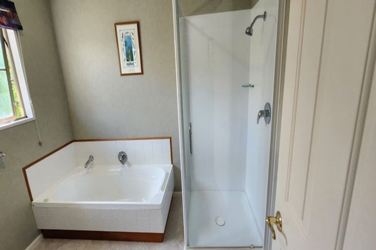 Photo of property in 23 Buckingham Place, Bethlehem, Tauranga, 3110