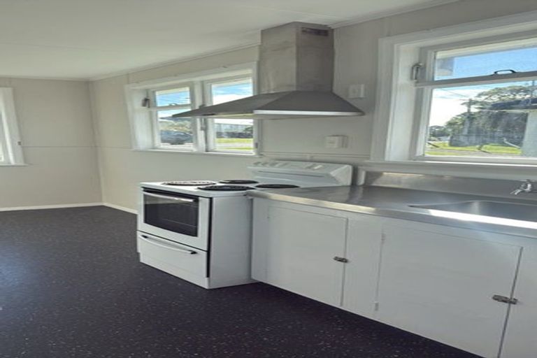 Photo of property in 33 Marsden Street, Hauraki, Auckland, 0622