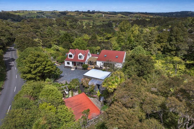 Photo of property in 295 Kanohi Road, Kaukapakapa, 0873