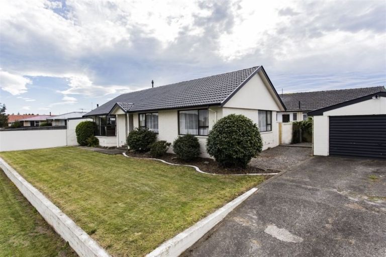 Photo of property in 24 Steele Street, Hornby, Christchurch, 8042