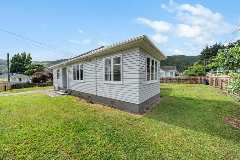 Photo of property in 31 Newcombe Street, Naenae, Lower Hutt, 5011