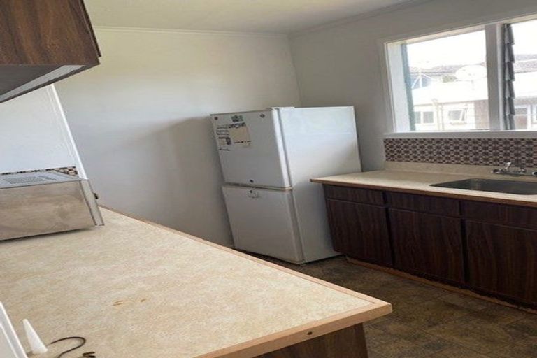 Photo of property in 1/22 Captain Scott Road, Glen Eden, Auckland, 0602