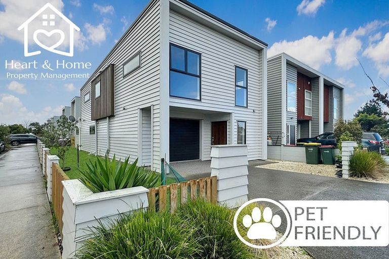 Photo of property in 27 Lili Chen Way, Mangere Bridge, Auckland, 2022