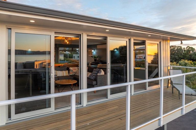 Photo of property in 39a Wharemauku Road, Raumati Beach, Paraparaumu, 5032