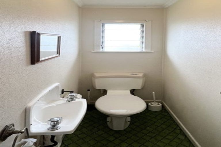 Photo of property in 72 Sunrise Avenue, Mairangi Bay, Auckland, 0630