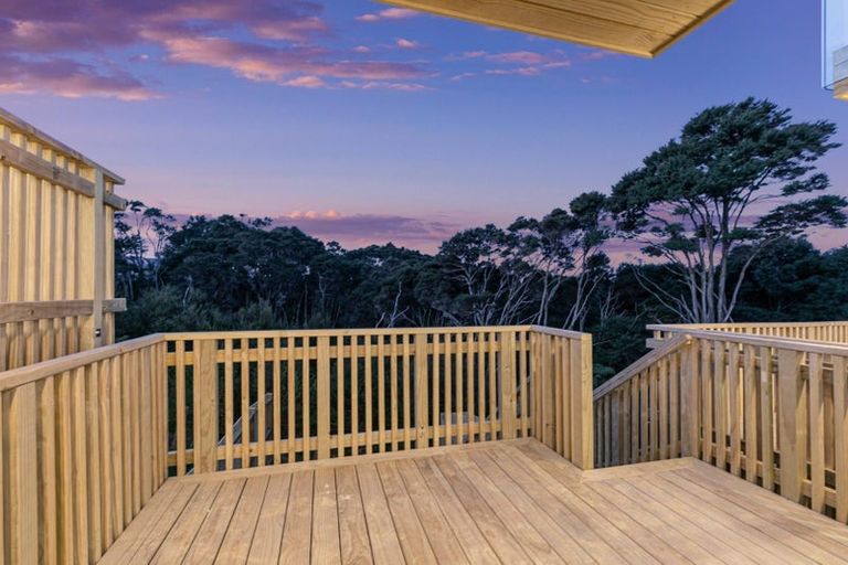 Photo of property in 11b Rockpool Road, Orewa, 0931
