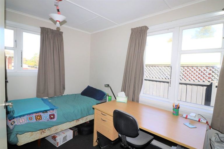 Photo of property in 17 Truman Road, Bryndwr, Christchurch, 8053