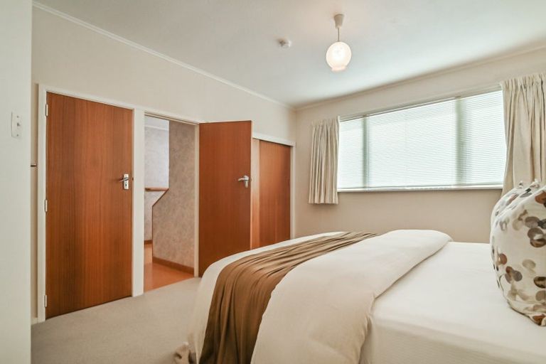 Photo of property in 2 Rakau Street, Havelock North, 4130