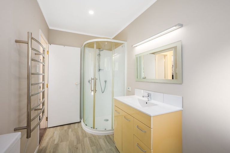 Photo of property in 2/10 Yarrow Place, Papakowhai, Porirua, 5024