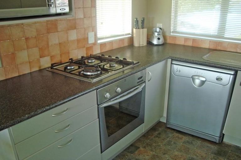 Photo of property in 6/42a Park Avenue, Papatoetoe, Auckland, 2025