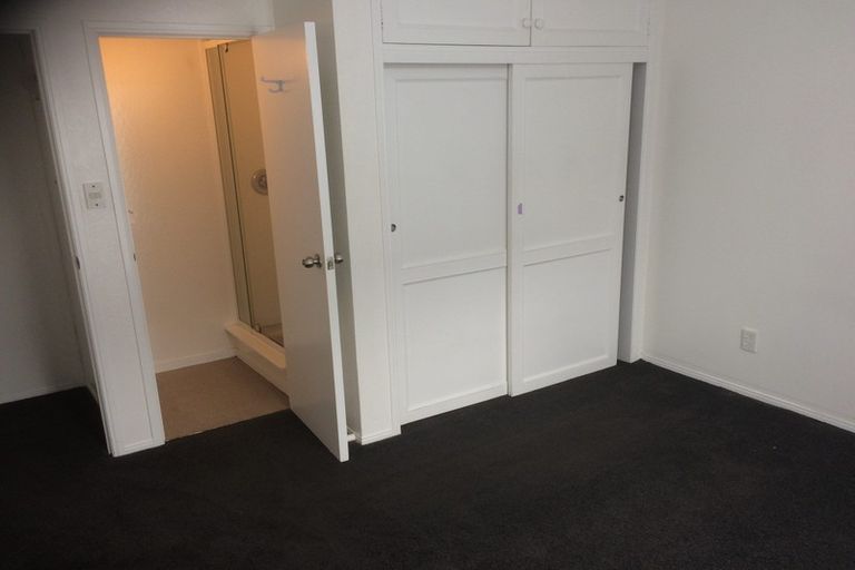 Photo of property in 14 Alton Terrace, Pakuranga Heights, Auckland, 2010