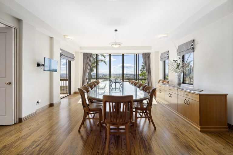 Photo of property in 156 Redoubt Road, Flat Bush, Auckland, 2019