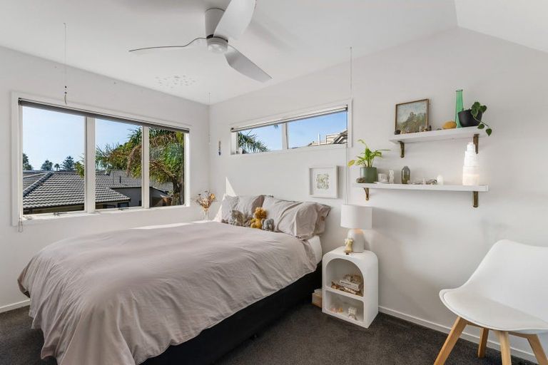 Photo of property in 10 Lee Street, Mount Maunganui, 3116