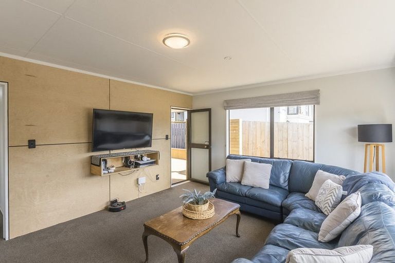 Photo of property in 22a Campbell Avenue, Paraparaumu, 5032
