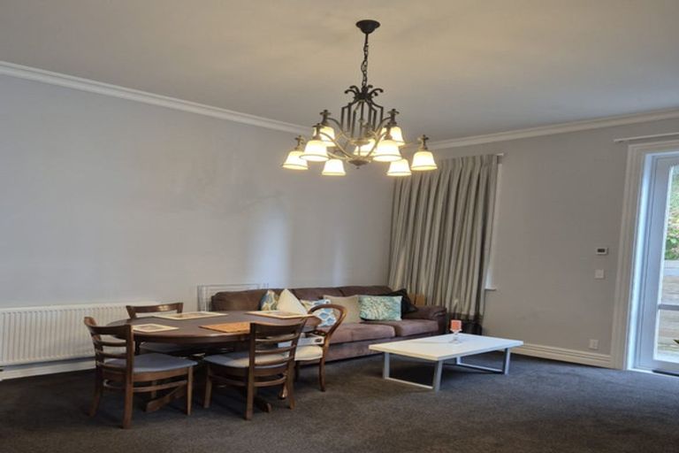 Photo of property in 15 Portland Crescent, Thorndon, Wellington, 6011