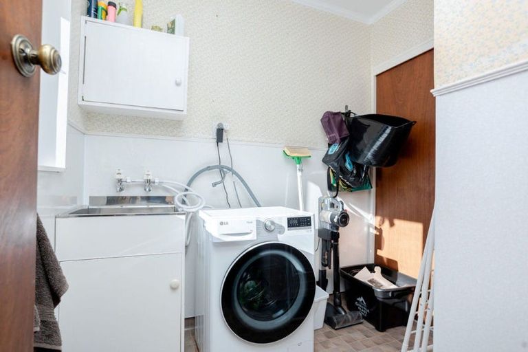 Photo of property in 12b Victoria Avenue, Dannevirke, 4930