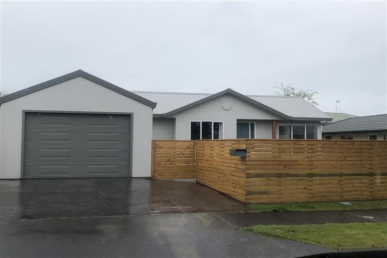 Photo of property in 23b Hadleigh Court, Paraparaumu, 5032