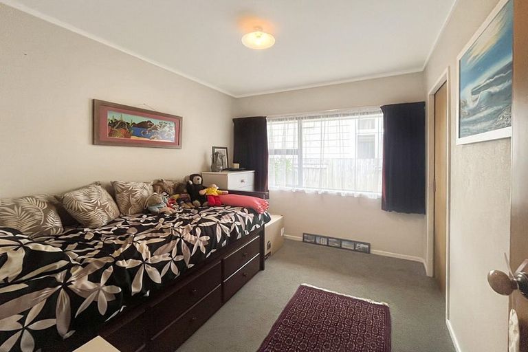 Photo of property in 45 Stewart Crescent, Hokowhitu, Palmerston North, 4410