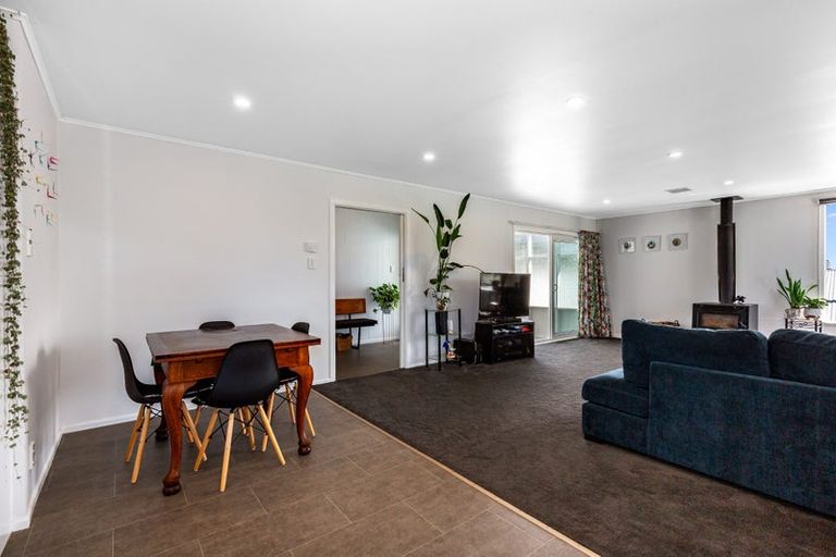 Photo of property in 50 Rawhiti Road, Pukerua Bay, 5026