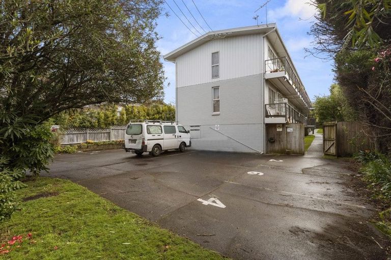 Photo of property in 8/825 New North Road, Mount Albert, Auckland, 1025