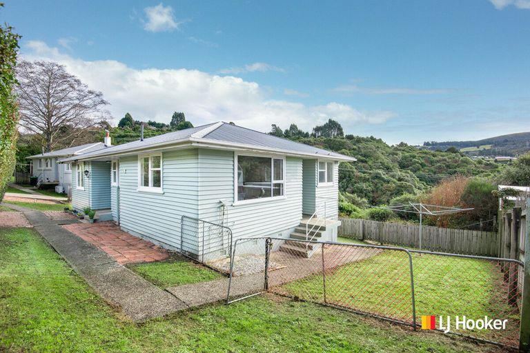 Photo of property in 44 Turnbull Street, Brockville, Dunedin, 9011