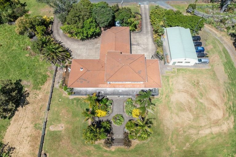 Photo of property in 14 Peters Lane, Taupaki, Henderson, 0782