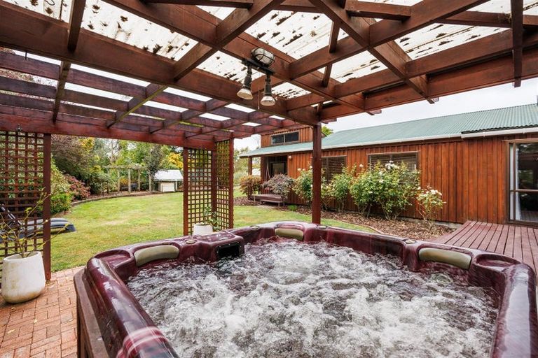 Photo of property in 40 Milne Street, Marton, 4710