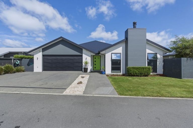 Photo of property in 48 Shadbolt Lane, Rolleston, 7614