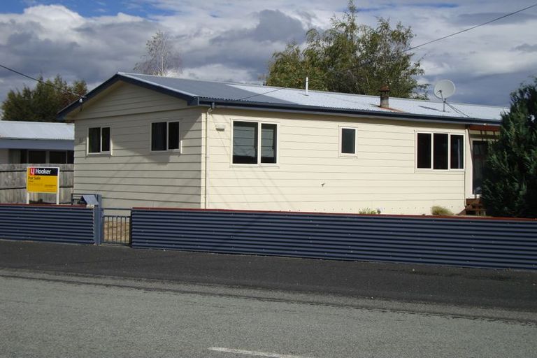 Photo of property in 51 Tekapo Drive, Twizel, 7901