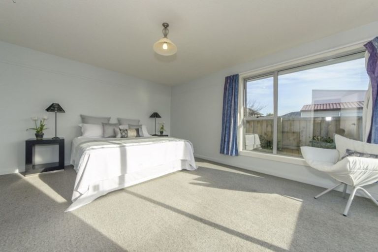 Photo of property in 14 Suva Street, Upper Riccarton, Christchurch, 8041