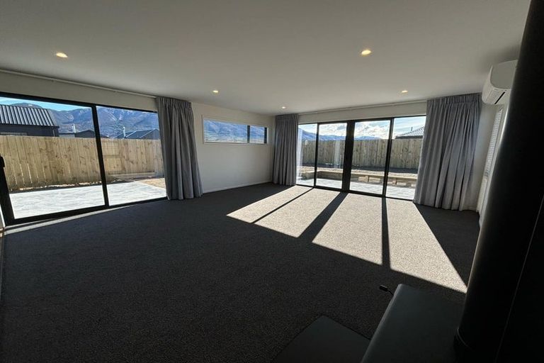Photo of property in 42 Longview Drive, Lake Hawea, 9382