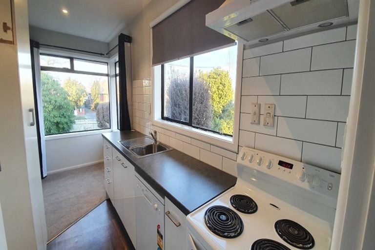 Photo of property in 12 Wingate Street, Redwood, Christchurch, 8051